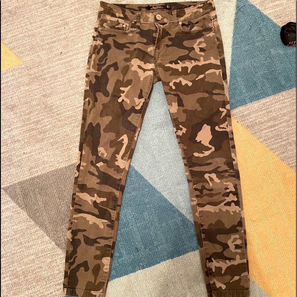 Zara Woman Low Rise Slim Fit Camo Denim Jeans
